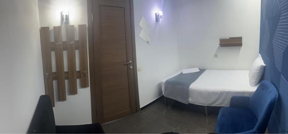 Enigma Hostel Ереван Екстериор снимка