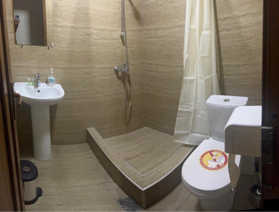 Enigma Hostel Ереван Екстериор снимка