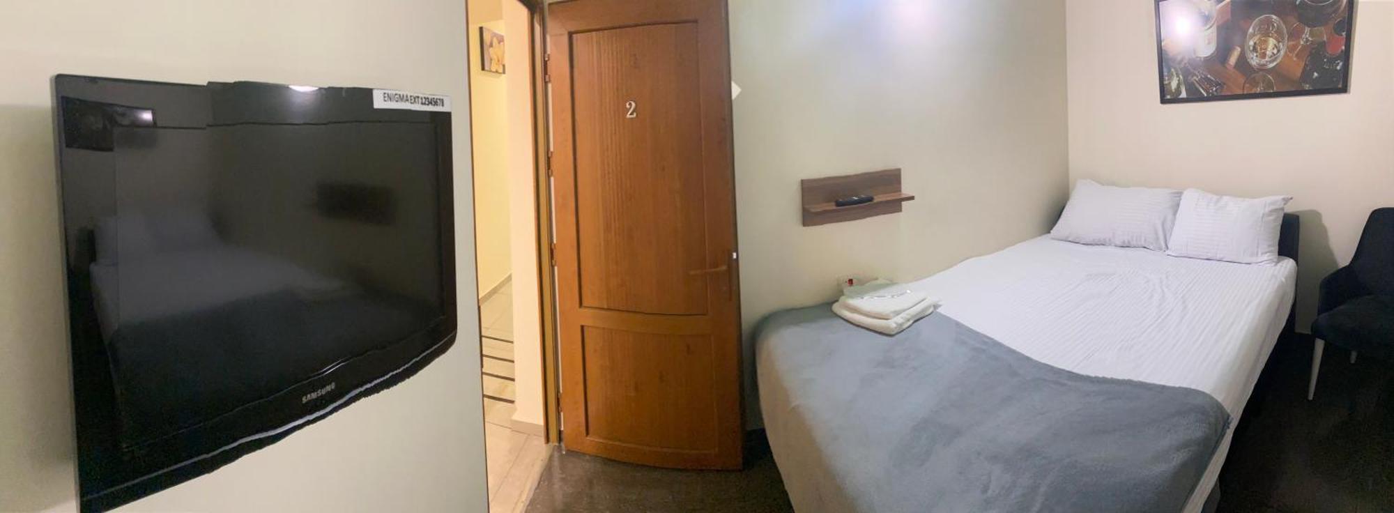 Enigma Hostel Ереван Екстериор снимка
