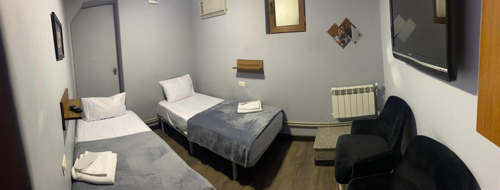 Enigma Hostel Ереван Екстериор снимка